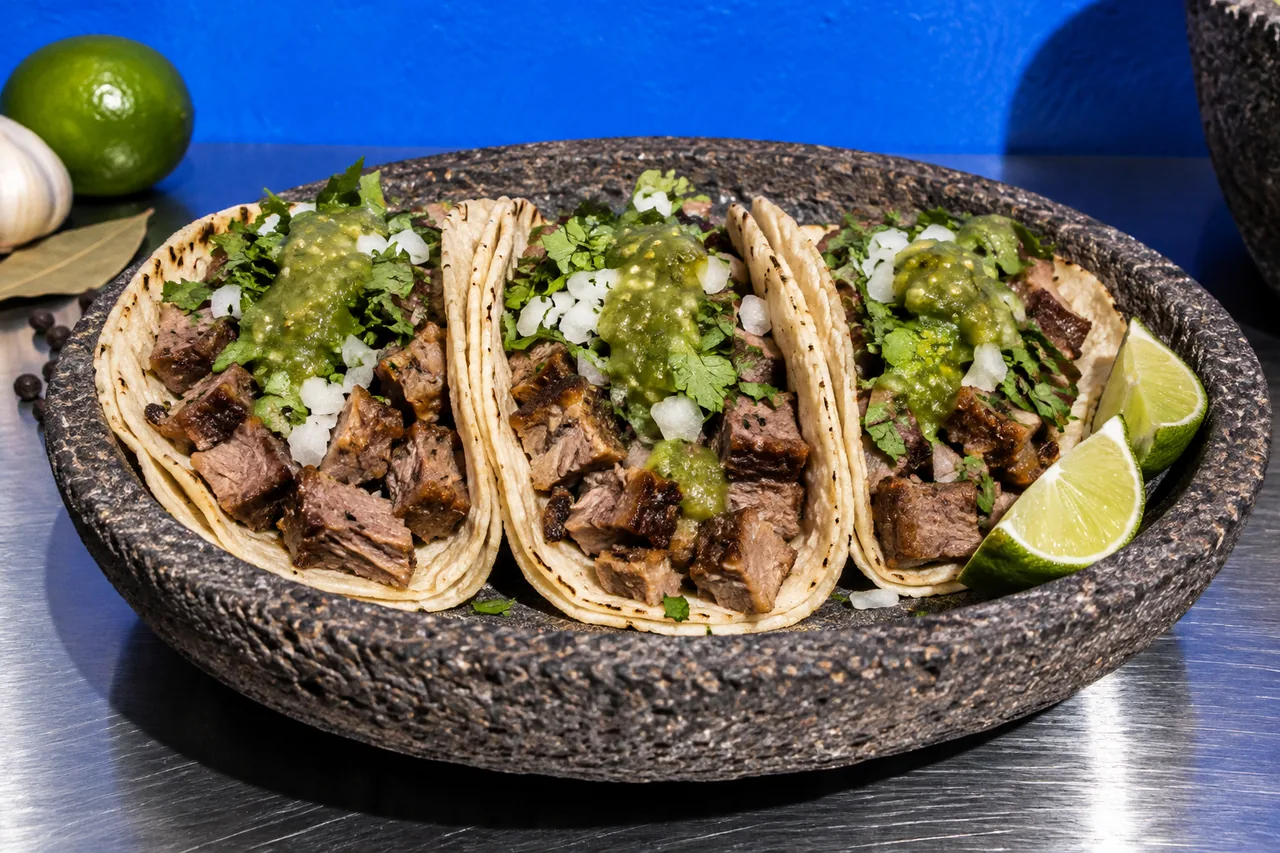 Tacos de lengua traditionnels