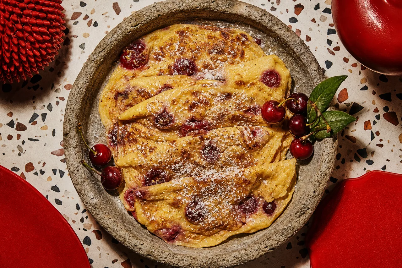 Omelette aux cerises