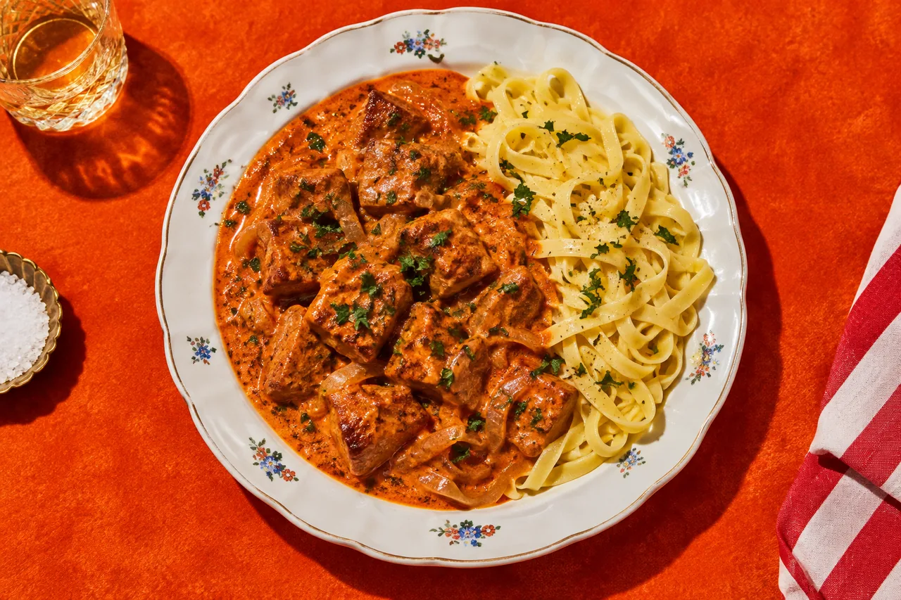 Sauté de noix pâtissière de porc au paprika doux