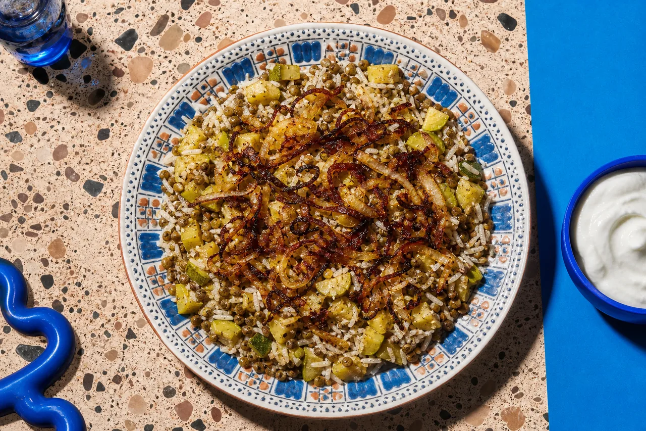 Mujadara de courgette (lentilles, riz et oignons frits)