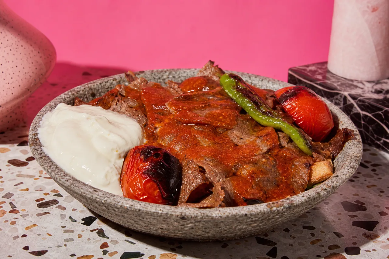 İskender kebab